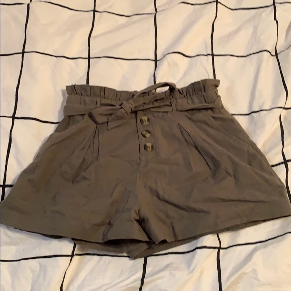 never worn american eagle shorts!